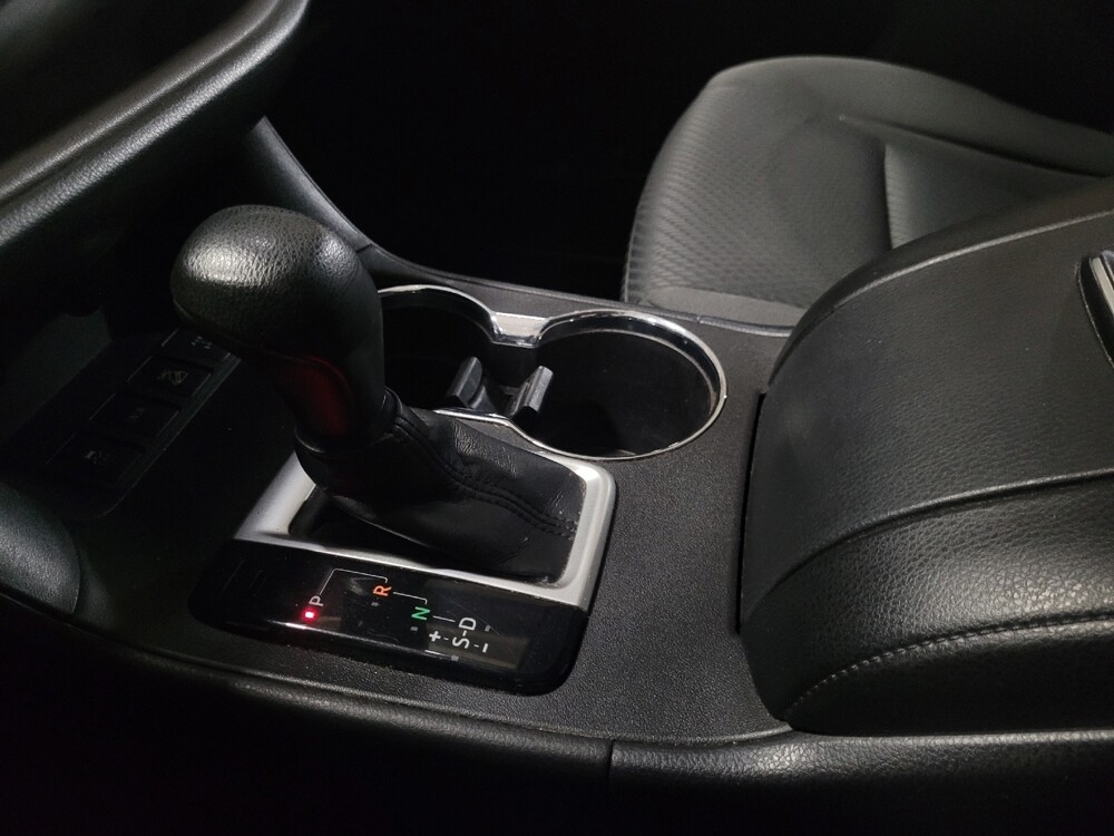 2015 Toyota Highlander in Owings Mills, MD 21117 - 18119525 26