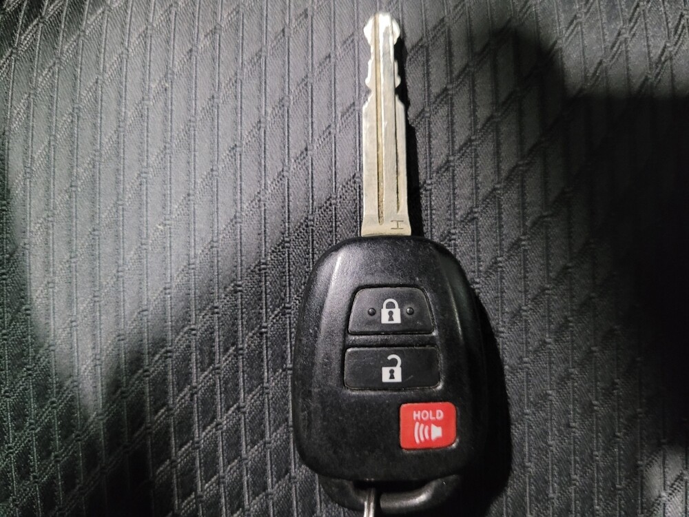 2015 Toyota Highlander in Owings Mills, MD 21117 - 18119525 32