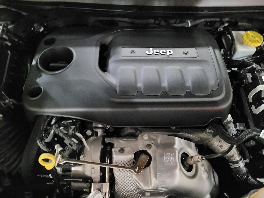 2019 Jeep Cherokee in Williamstown, NJ 8094 - 18119532 30