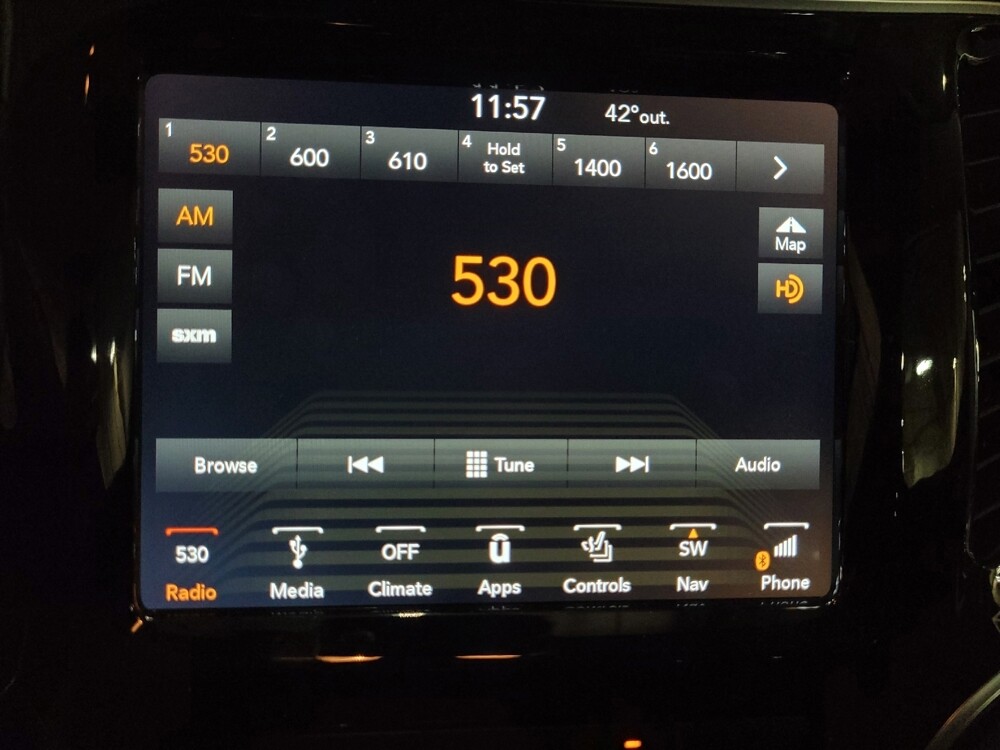 2019 Jeep Cherokee in Williamstown, NJ 8094 - 18119532 25