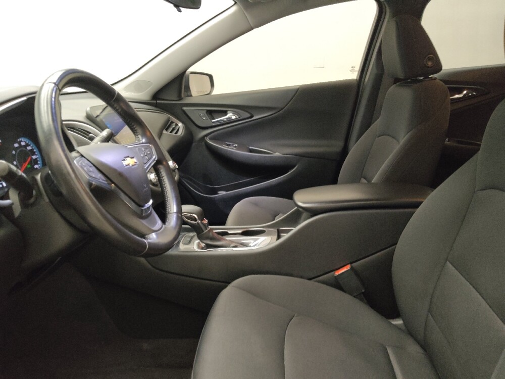 2021 Chevrolet Malibu in Lombard, IL 60148 - 18119542 17