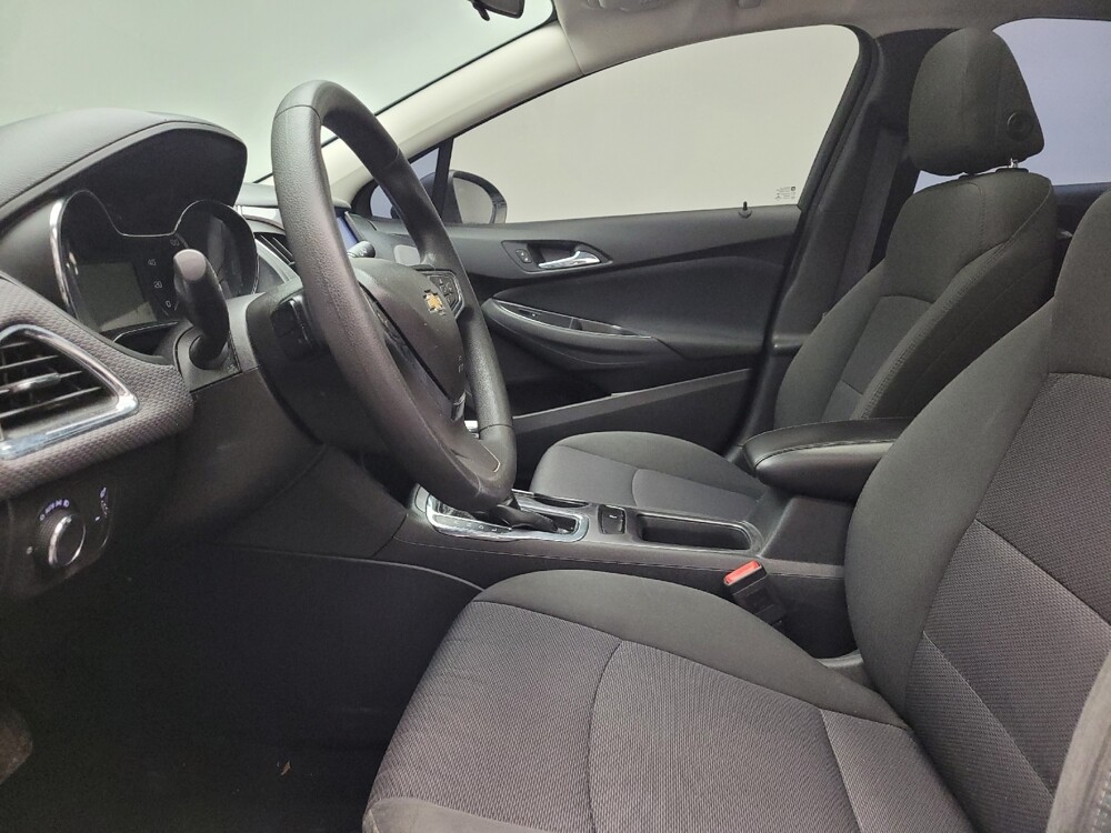 2016 Chevrolet Cruze in Eastpointe, MI 48021 - 18119544 17