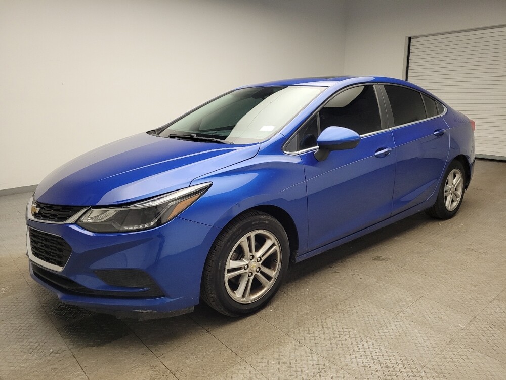 2016 Chevrolet Cruze in Eastpointe, MI 48021 - 18119544 2