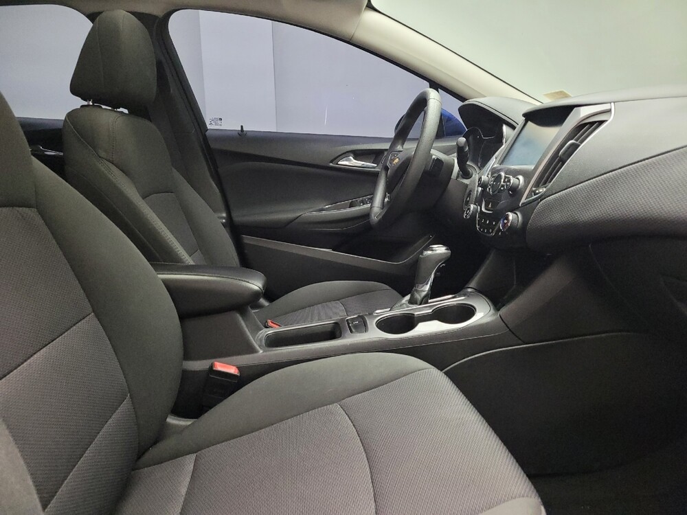 2016 Chevrolet Cruze in Eastpointe, MI 48021 - 18119544 21