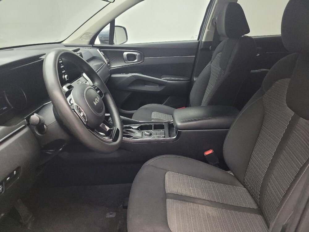 2022 Kia Sorento in Taylor, MI 48180 - 18119545 17
