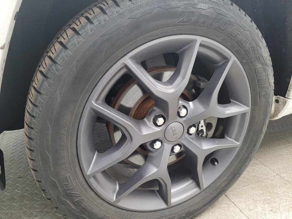 2021 Jeep Grand Cherokee in Taylor, MI 48180 - 18119547 31