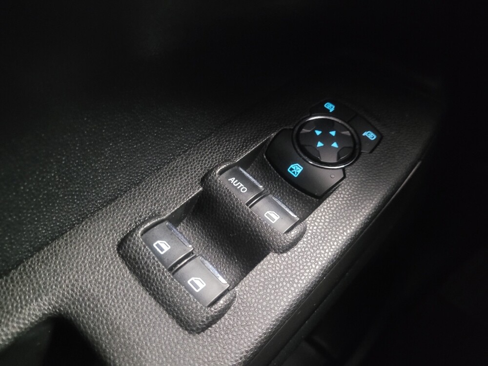 2019 Ford EcoSport in Highland, IN 46322 - 18119550 27