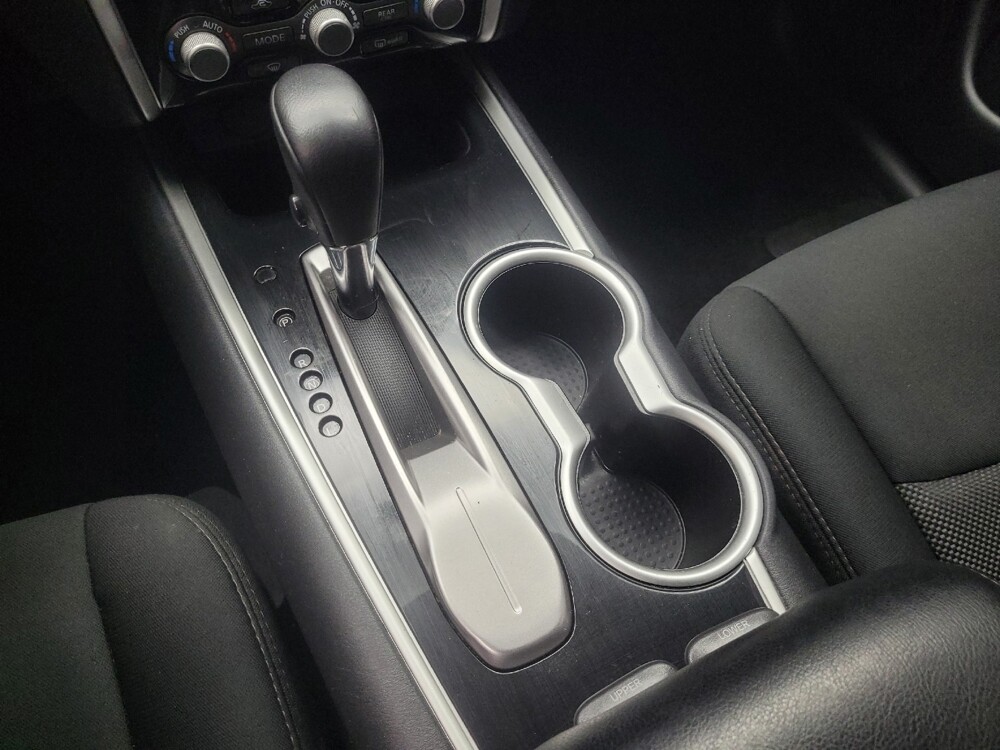 2020 Nissan Pathfinder in Indianapolis, IN 46222 - 18119554 26