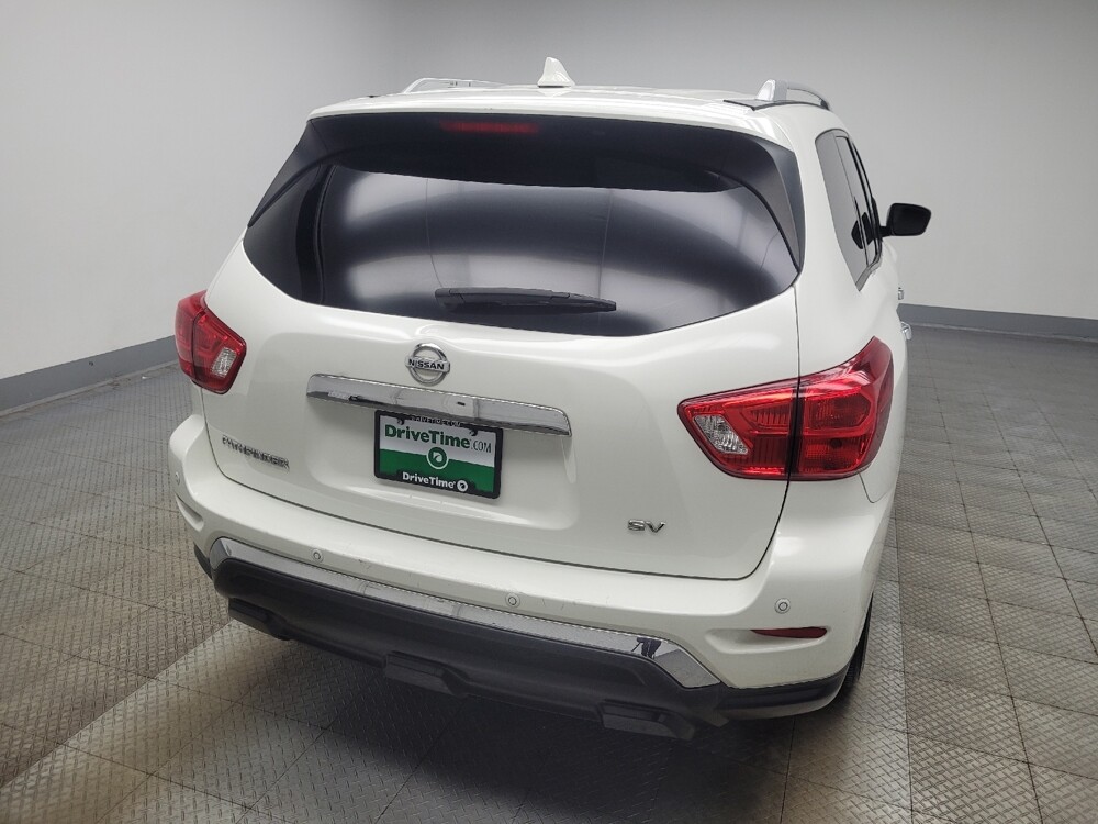2020 Nissan Pathfinder in Indianapolis, IN 46222 - 18119554 7