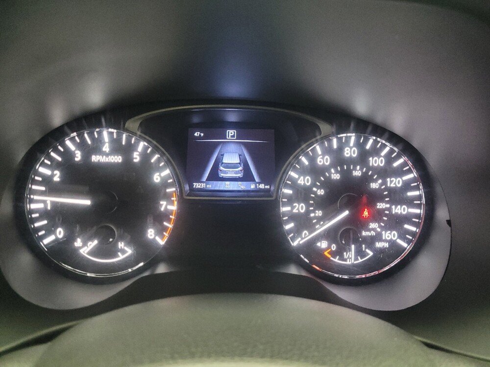 2020 Nissan Pathfinder in Indianapolis, IN 46222 - 18119554 23