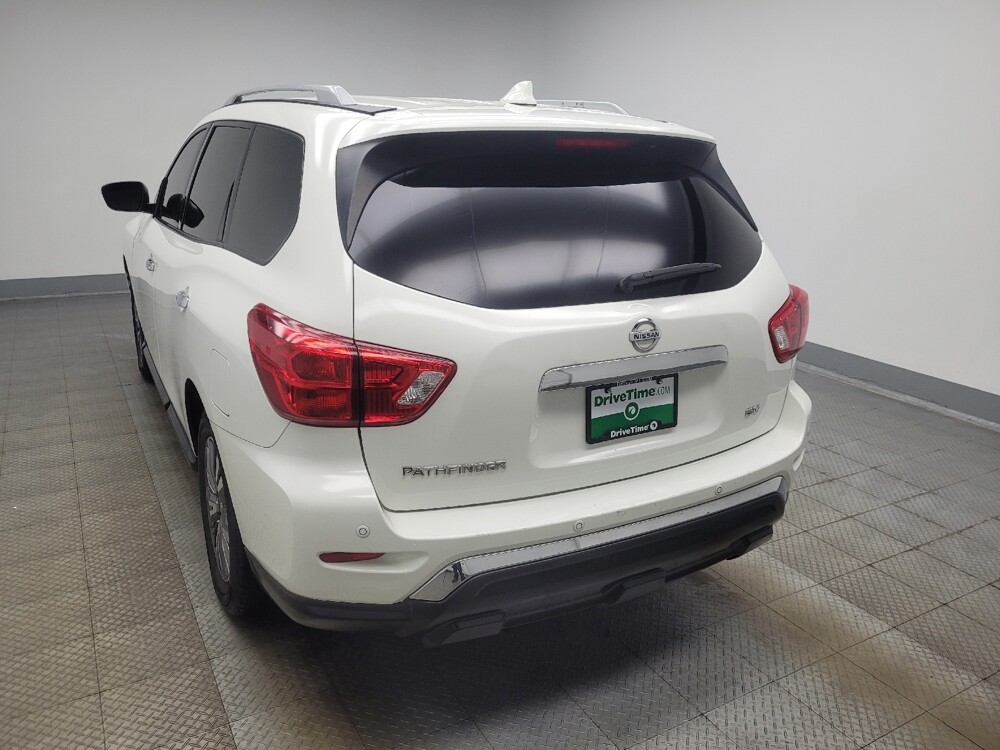 2020 Nissan Pathfinder in Indianapolis, IN 46222 - 18119554 5