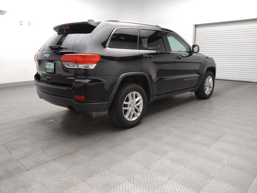 2017 Jeep Grand Cherokee in Tulsa, OK 74145 - 18119557 9