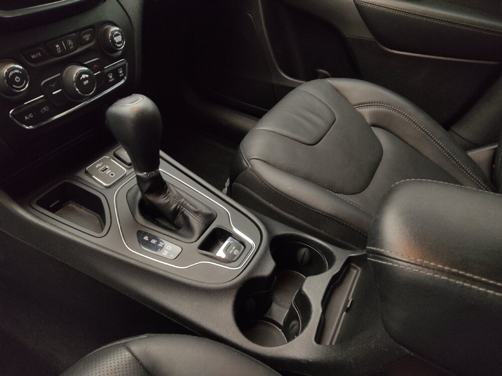 2021 Jeep Cherokee in Lakewood, CO 80215 - 18119559 26