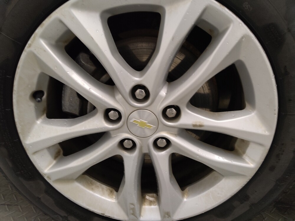 2018 Chevrolet Malibu in Knoxville, TN 37923 - 18119562 31