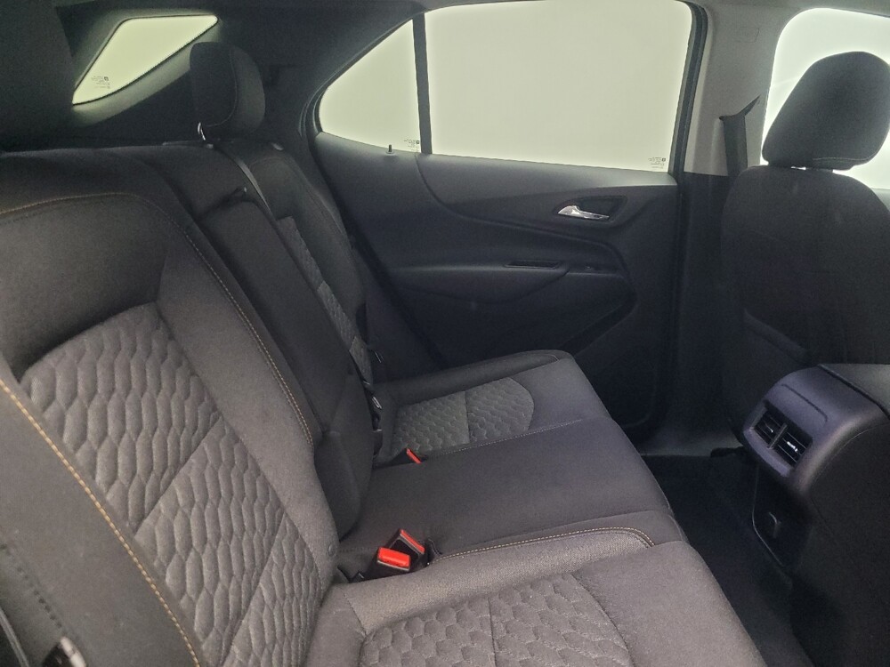 2018 Chevrolet Equinox in Mishawaka, IN 46545 - 18119592 19