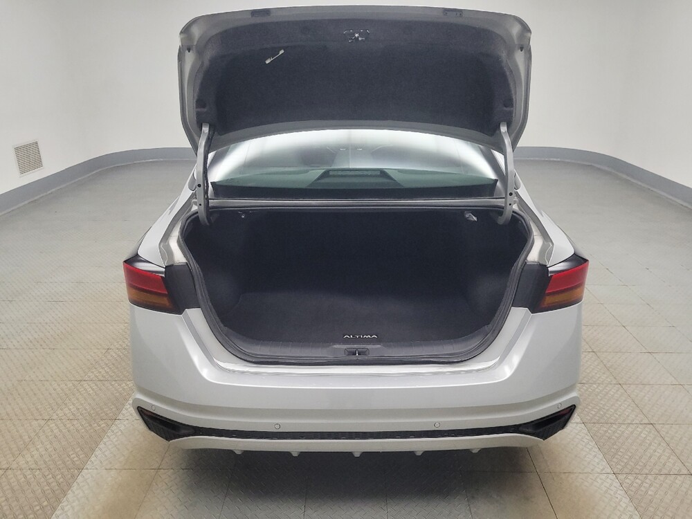 2023 Nissan Altima in Indianapolis, IN 46222 - 18119594 29