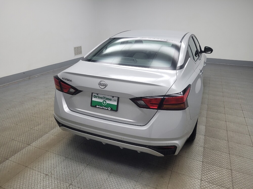 2023 Nissan Altima in Indianapolis, IN 46222 - 18119594 7