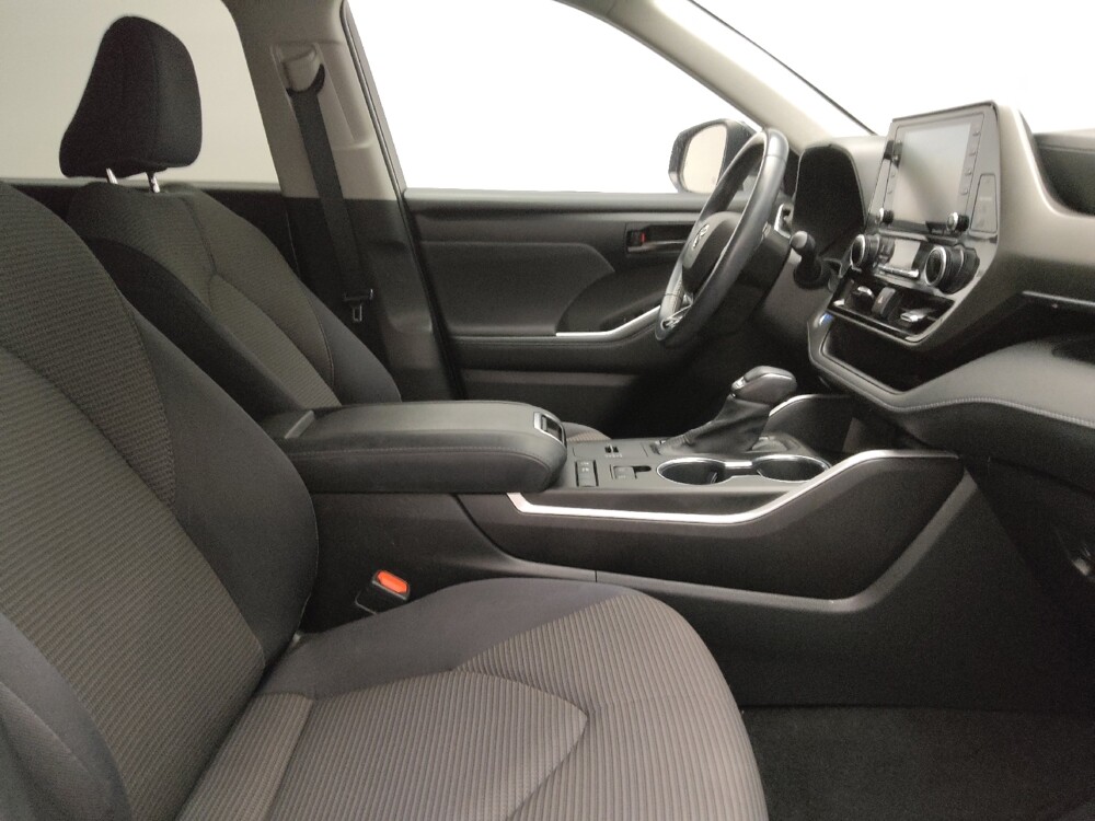 2021 Toyota Highlander in Arlington, TX 76011 - 18119596 21