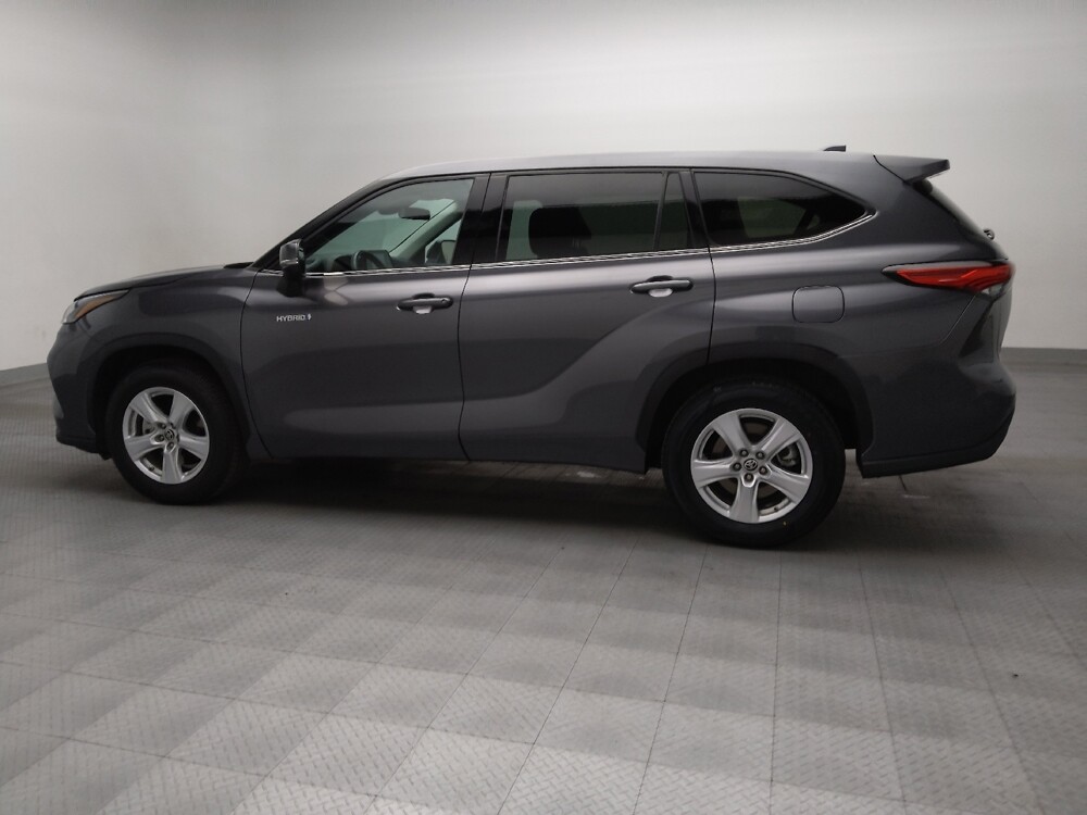 2021 Toyota Highlander in Arlington, TX 76011 - 18119596 3