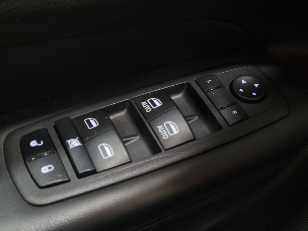 2022 Jeep Grand Cherokee in Temple Hills, MD 20746 - 18119597 27