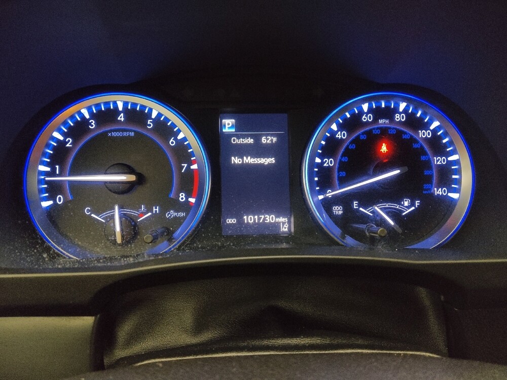 2019 Toyota Highlander in Phoenix, AZ 85022 - 18119600 23