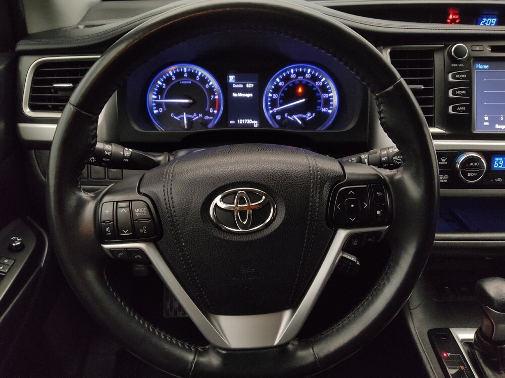 2019 Toyota Highlander in Phoenix, AZ 85022 - 18119600 22