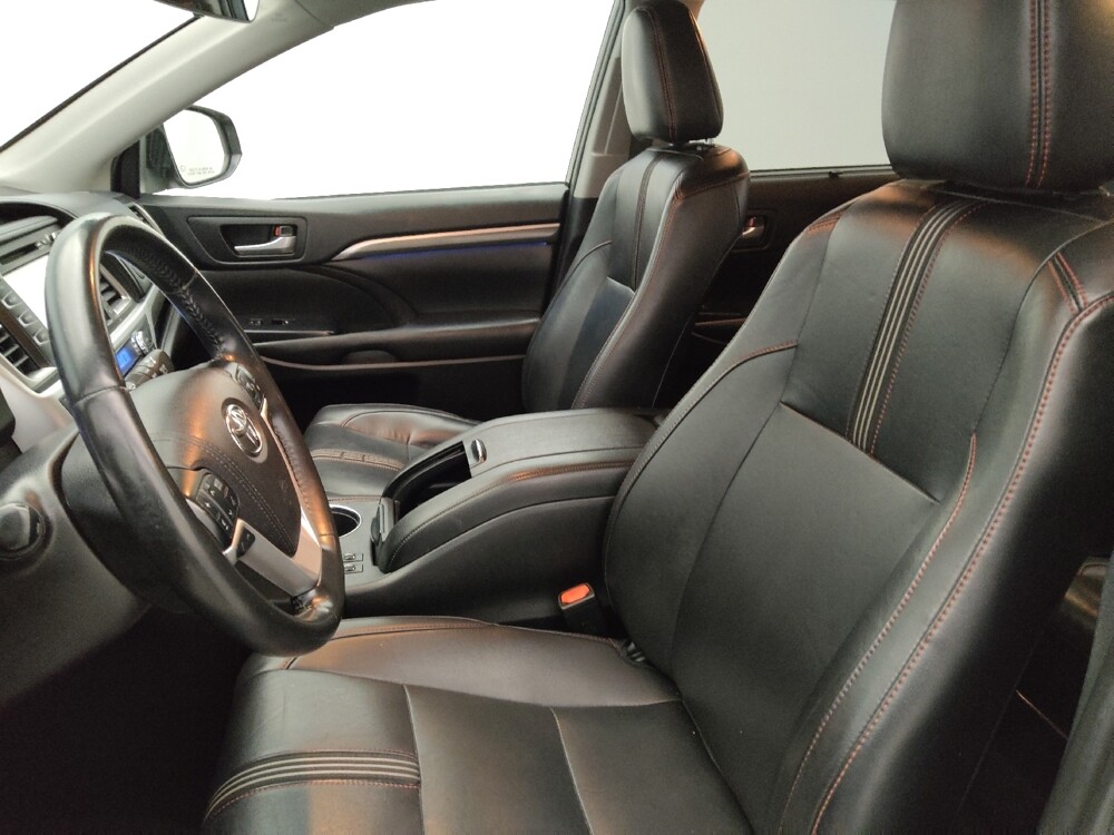 2019 Toyota Highlander in Phoenix, AZ 85022 - 18119600 17