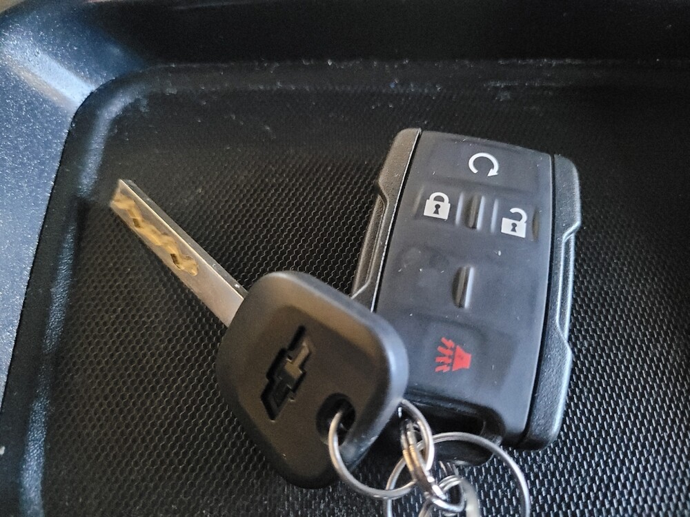 2018 Chevrolet Silverado 1500 in Fort Myers, FL 33907 - 18119602 32