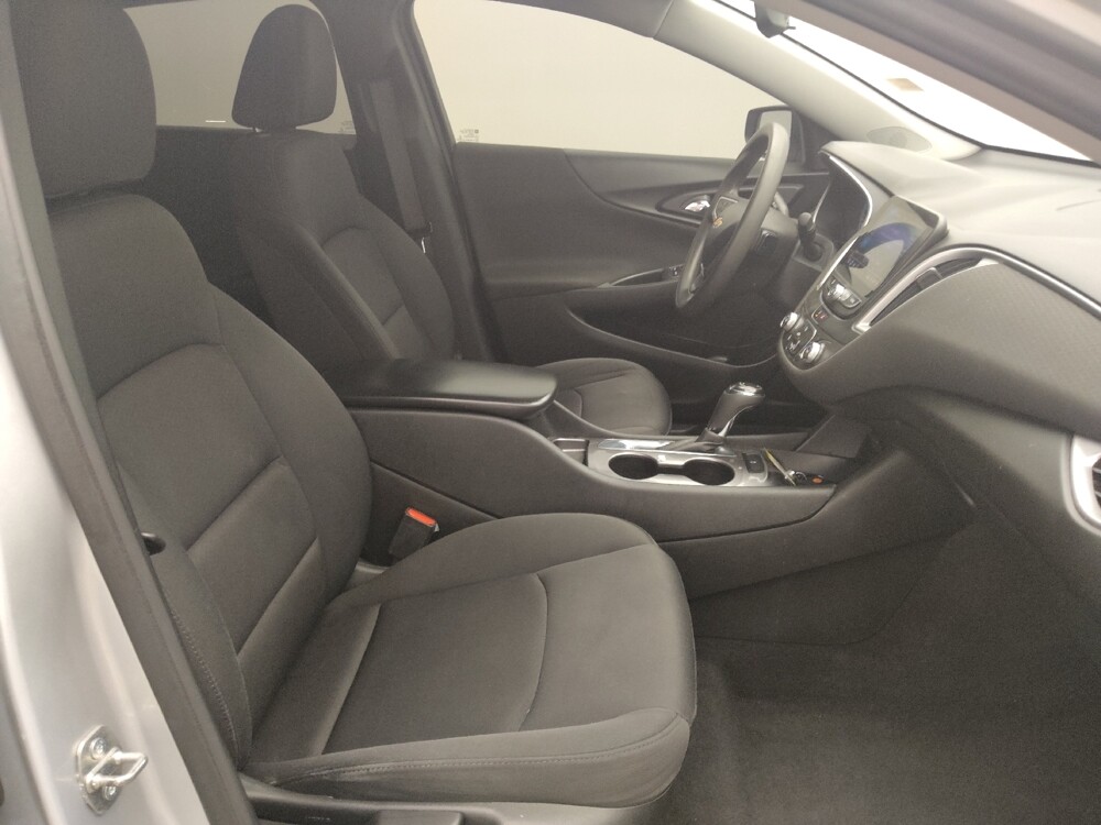 2020 Chevrolet Malibu in Tyler, TX 75701 - 18119607 21