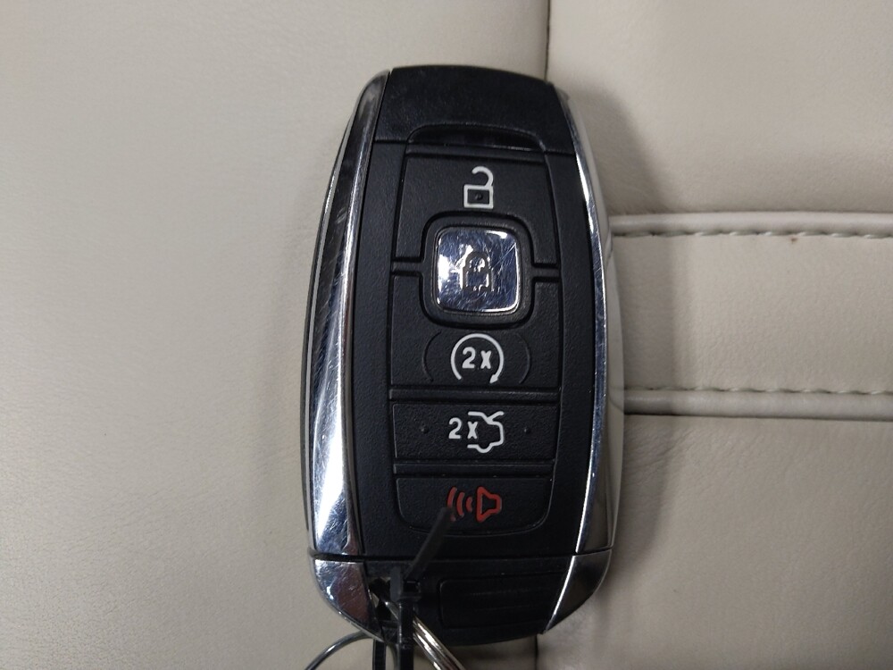 2019 Lincoln MKZ in Arlington, TX 76011 - 18119608 32