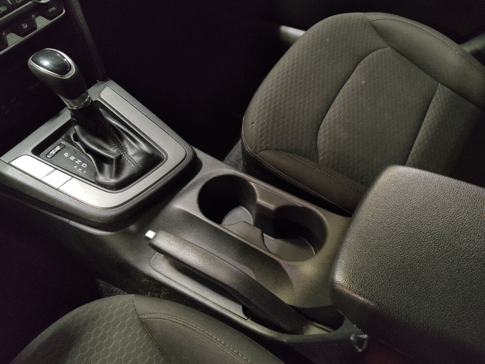 2020 Hyundai Elantra in West Palm Beach, FL 33409 - 18119629 26