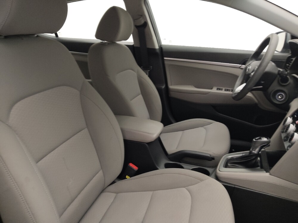 2019 Hyundai Elantra in Gastonia, NC 28056 - 18119632 21