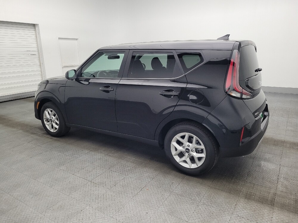 2025 Kia Soul in Marietta, GA 30062 - 18119634 3