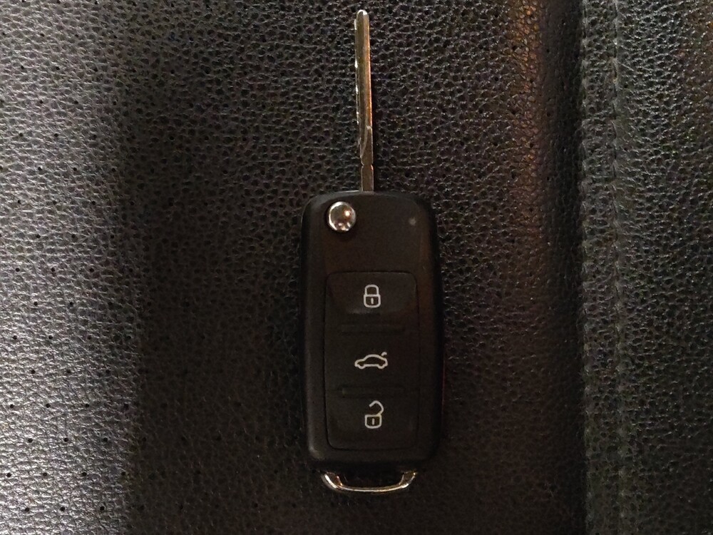 2014 Volkswagen Jetta in Jacksonville, FL 32210 - 18119635 32