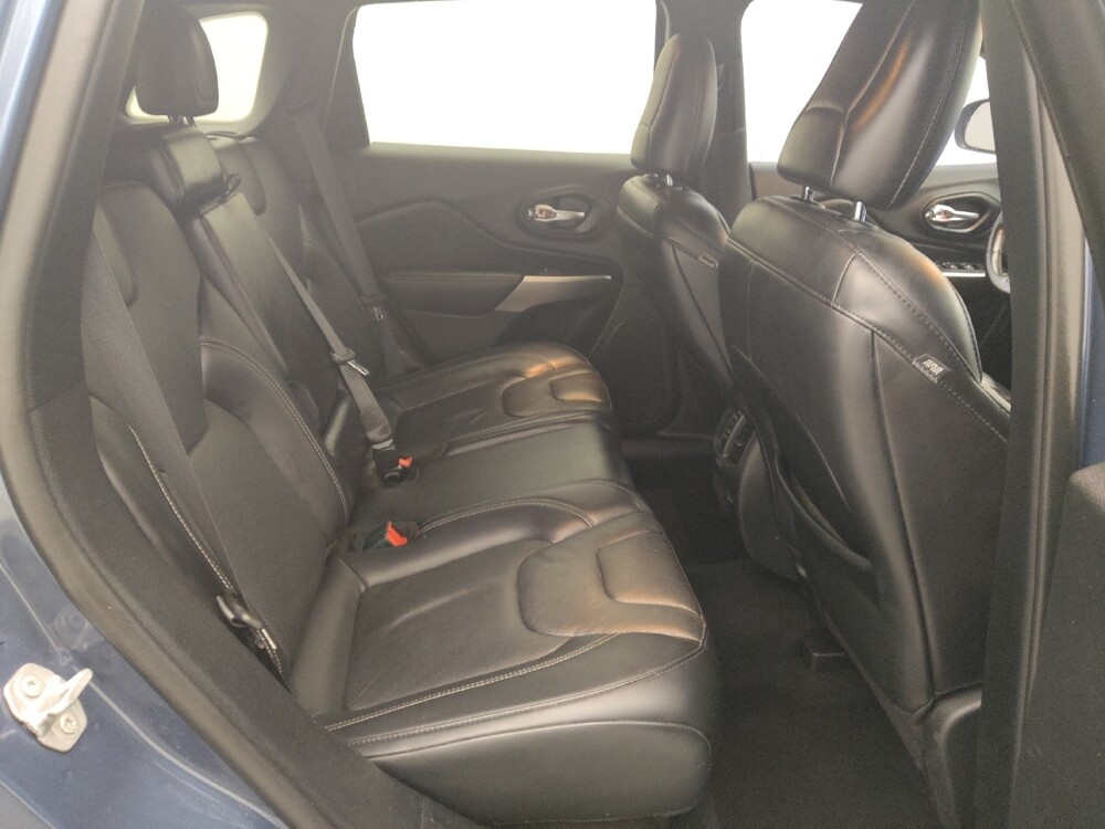 2021 Jeep Cherokee in Metairie, LA 70006 - 18119638 19