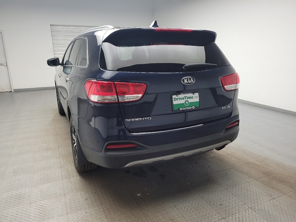 2018 Kia Sorento in Taylor, MI 48180 - 18119650 6