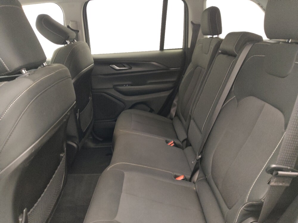 2023 Jeep Grand Cherokee in Conway, SC 29526 - 18119652 18