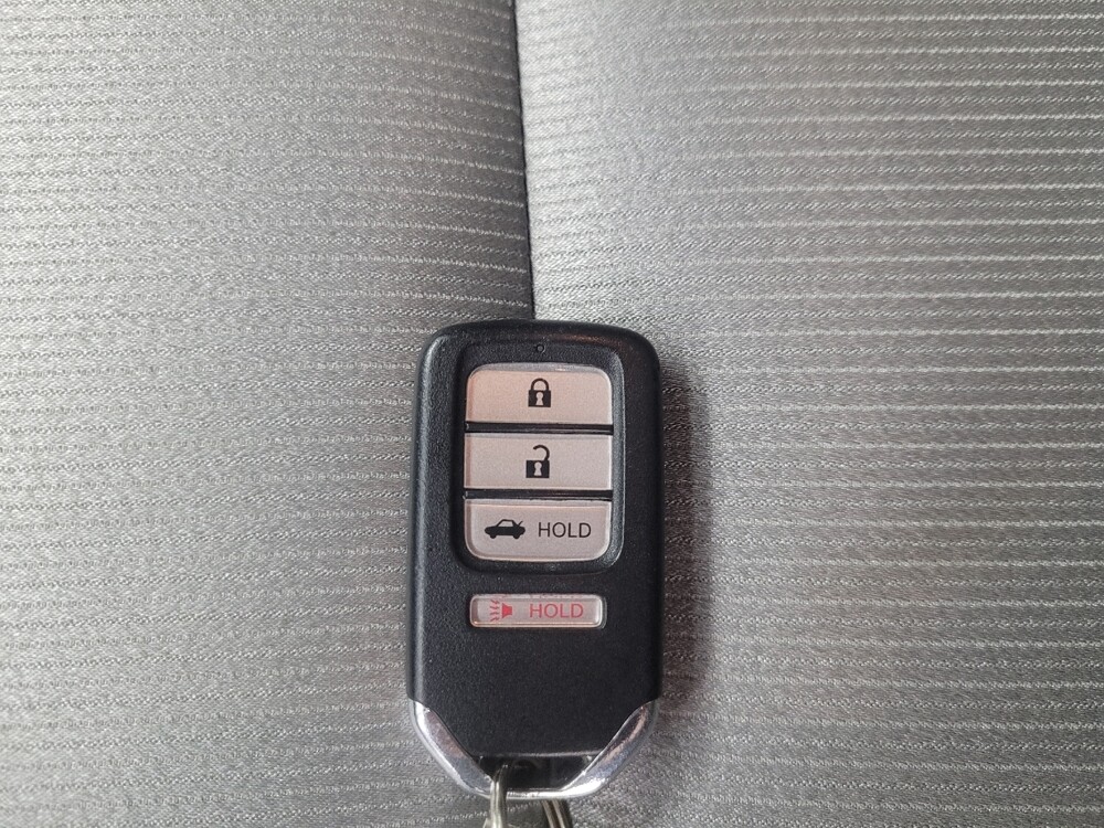 2019 Honda Accord in Mishawaka, IN 46545 - 18119657 32