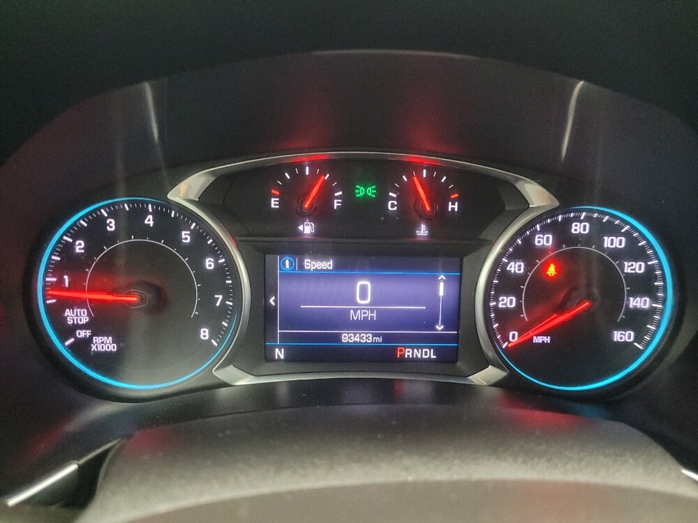 2019 Chevrolet Equinox in Mishawaka, IN 46545 - 18119659 23