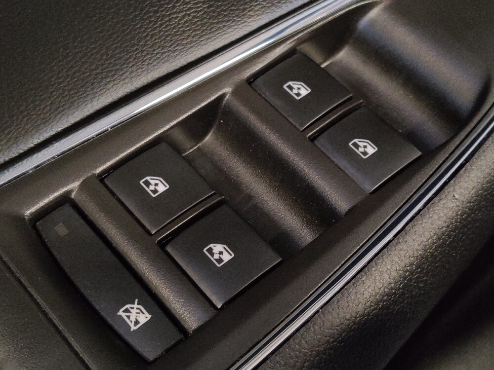 2016 Chevrolet Cruze in Jacksonville, FL 32210 - 18119662 27