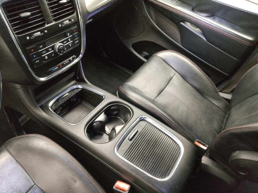 2019 Dodge Grand Caravan in Independence, MO 64055 - 18119668 26