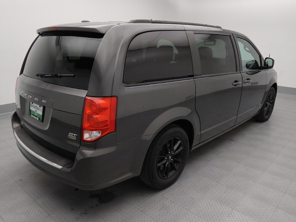 2019 Dodge Grand Caravan in Independence, MO 64055 - 18119668 9