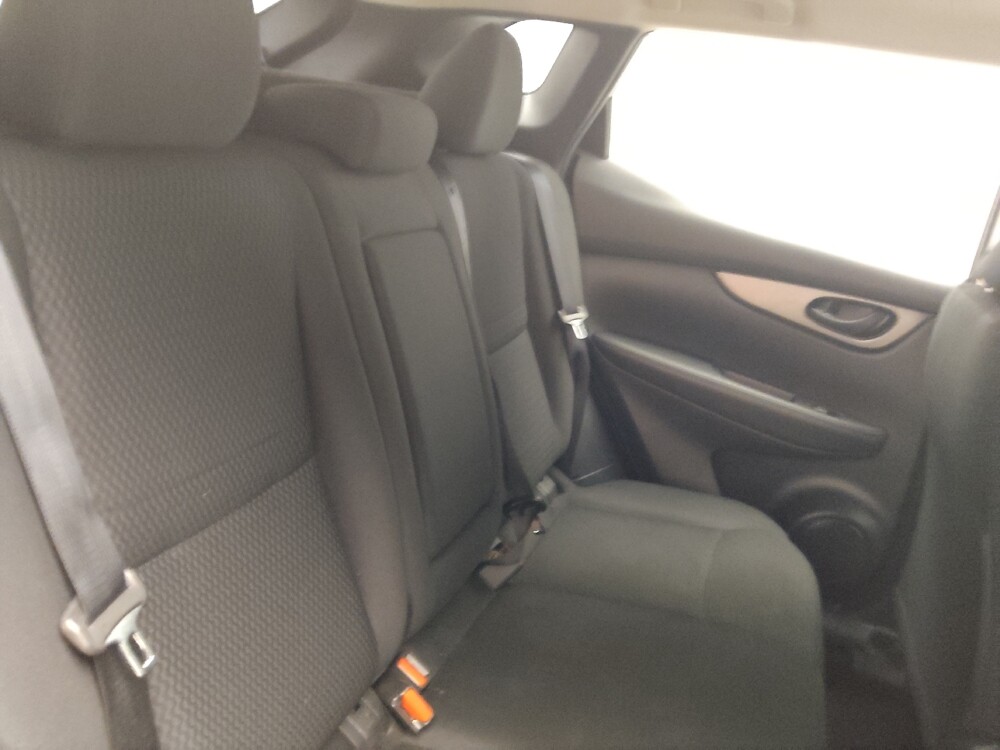 2018 Nissan Rogue Sport in Conyers, GA 30094 - 18119669 19