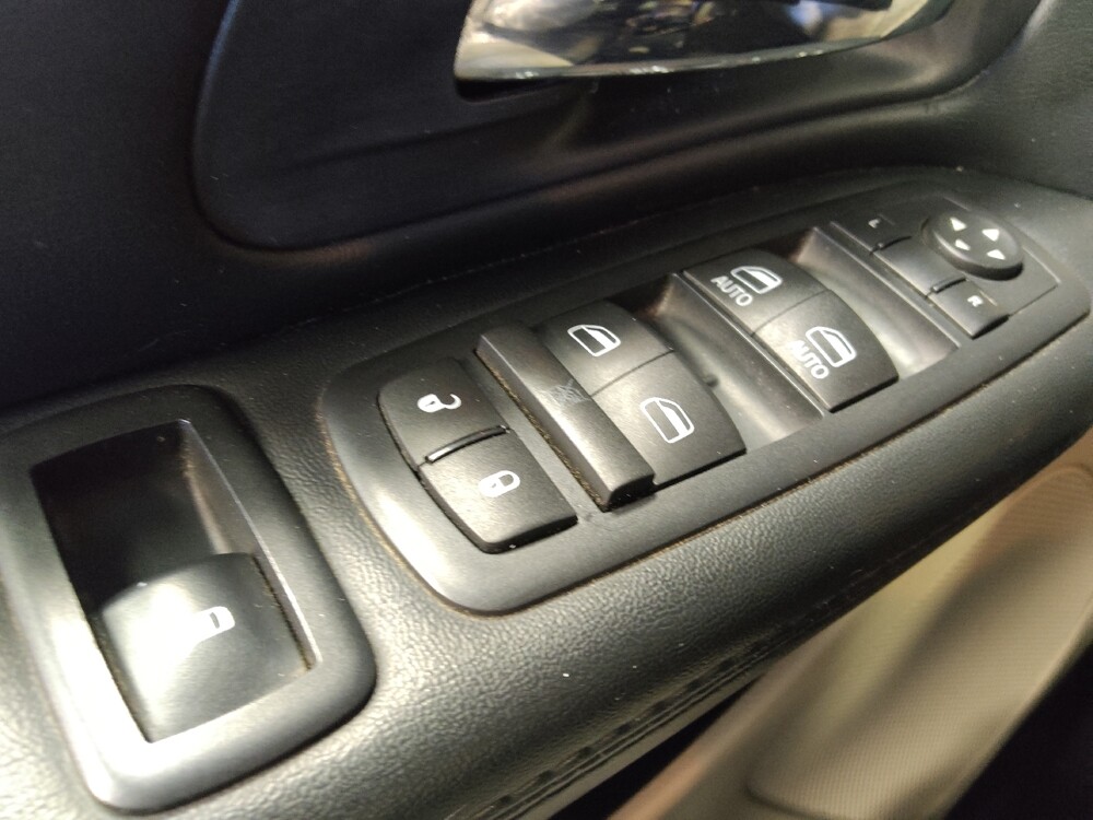 2016 Dodge Grand Caravan in Mesa, AZ 85210 - 18119684 27