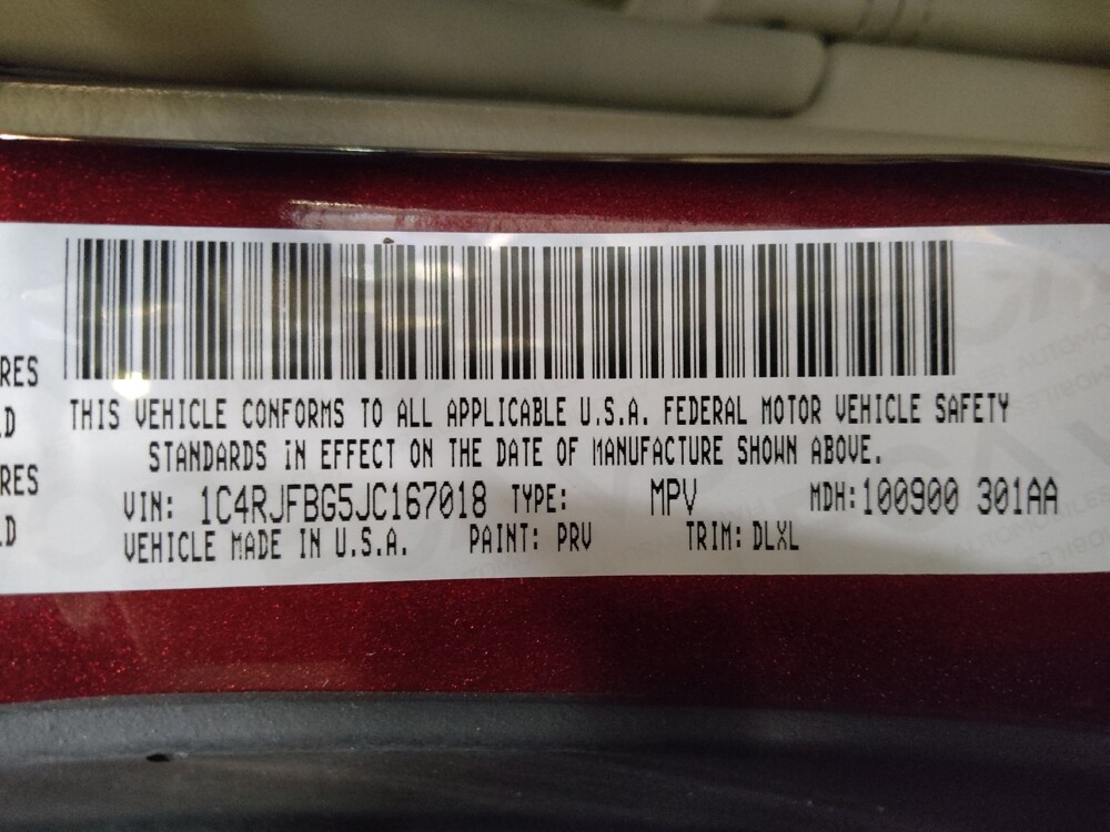 2018 Jeep Grand Cherokee in Gainesville, FL 32609 - 18119686 33