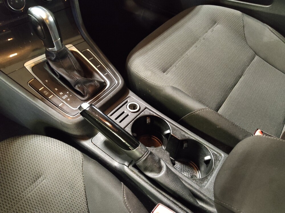 2019 Volkswagen Golf in Gainesville, FL 32609 - 18119688 26