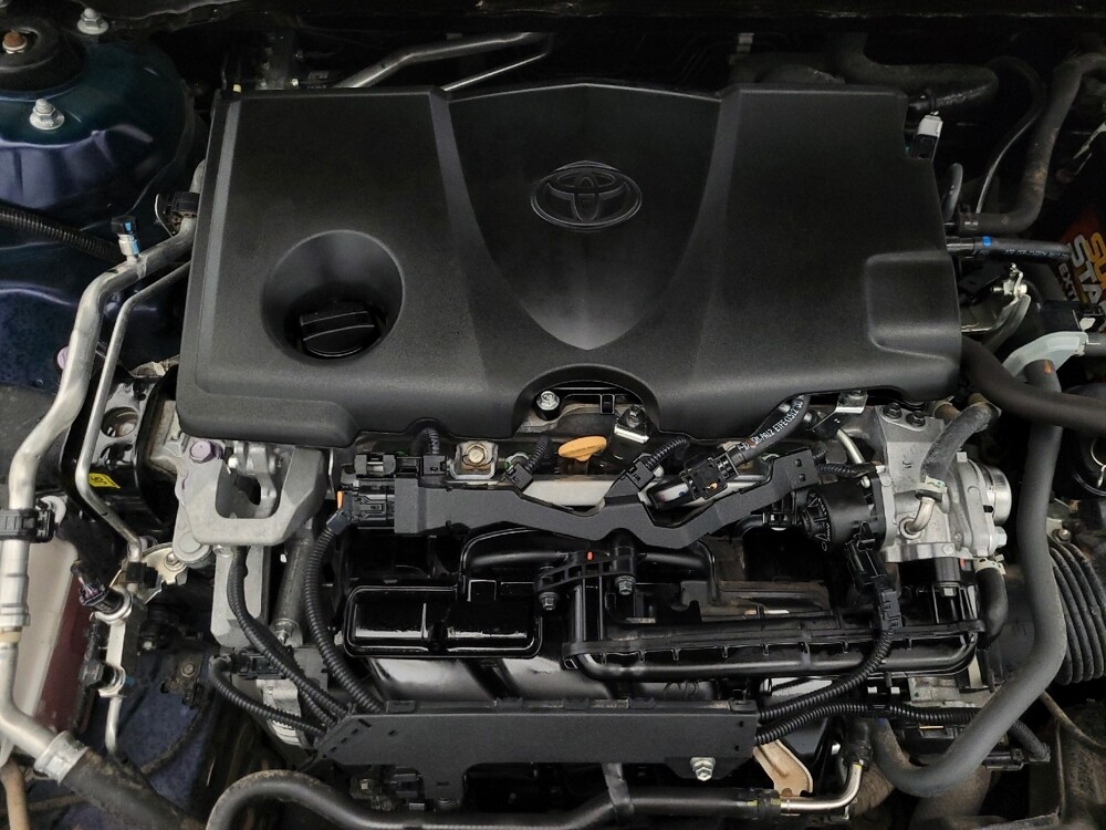 2021 Toyota Camry in Glendale, AZ 85301 - 18119691 30