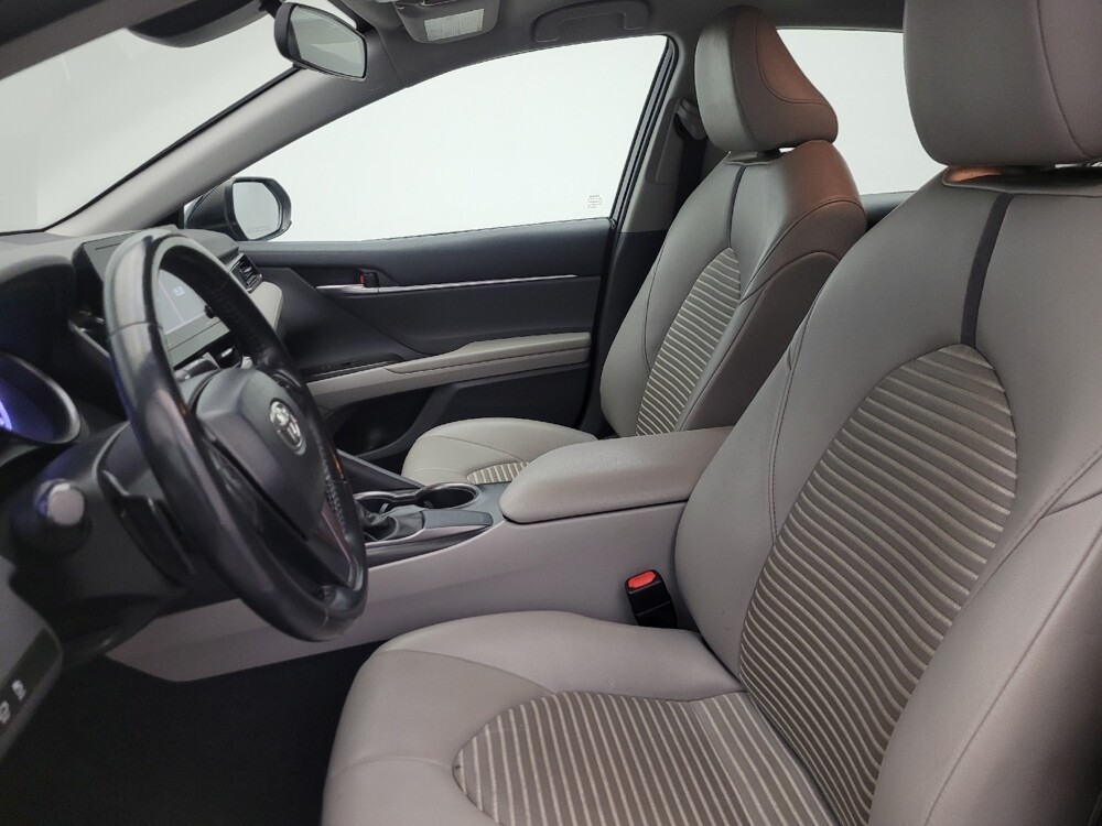 2021 Toyota Camry in Glendale, AZ 85301 - 18119691 17