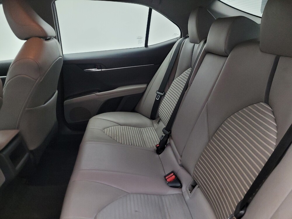 2021 Toyota Camry in Glendale, AZ 85301 - 18119691 18