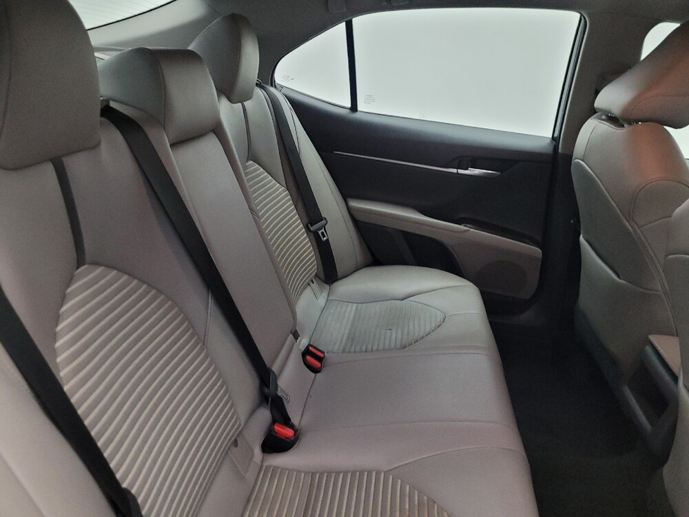 2021 Toyota Camry in Glendale, AZ 85301 - 18119691 19